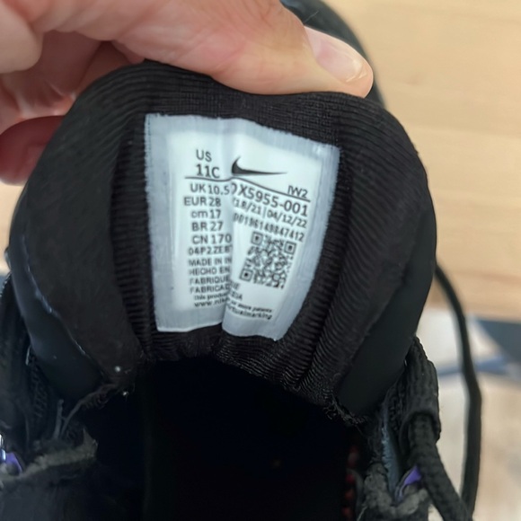 Toddler Nike’s - Picture 4 of 5